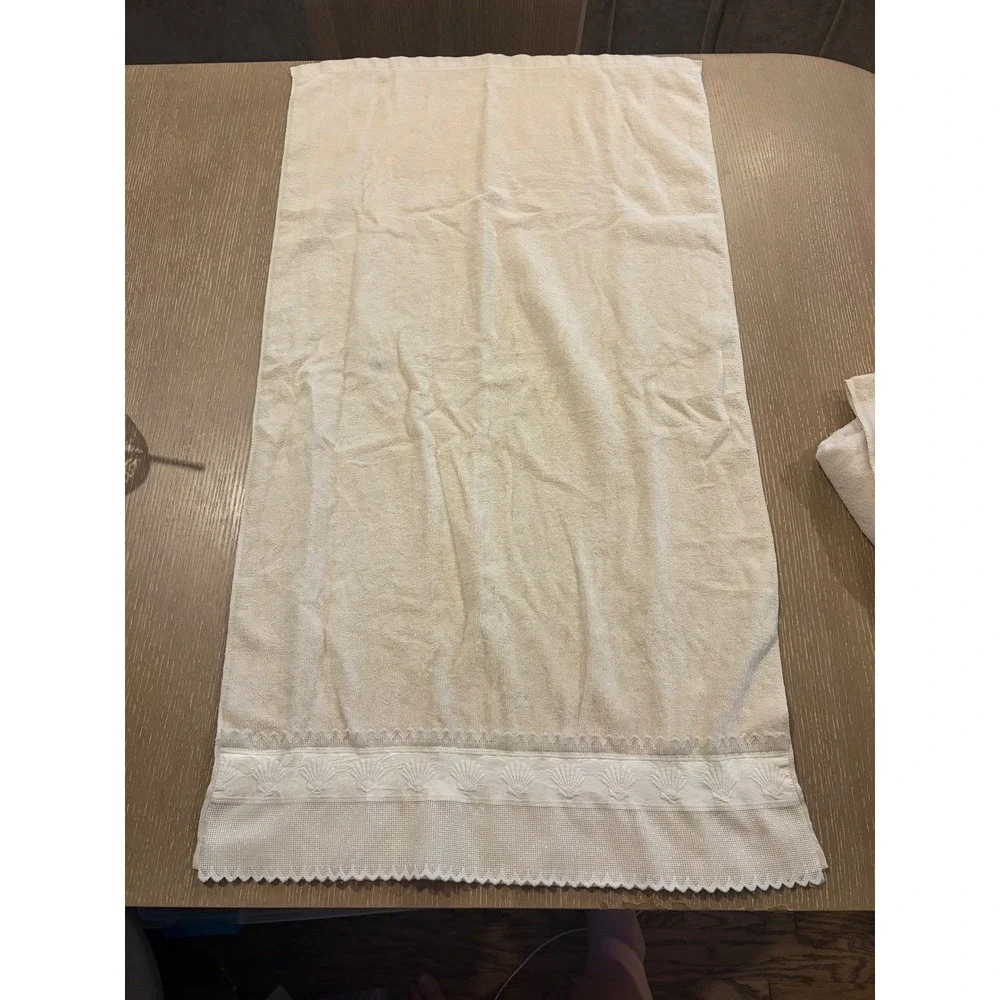 N/A vintage 2pc